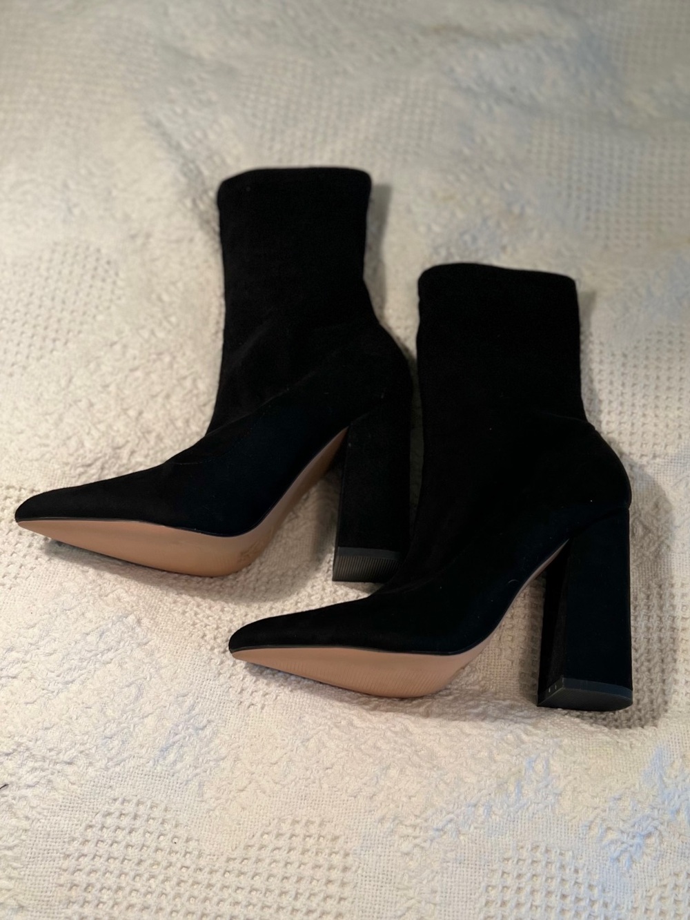 Misguided suede black heeled boot